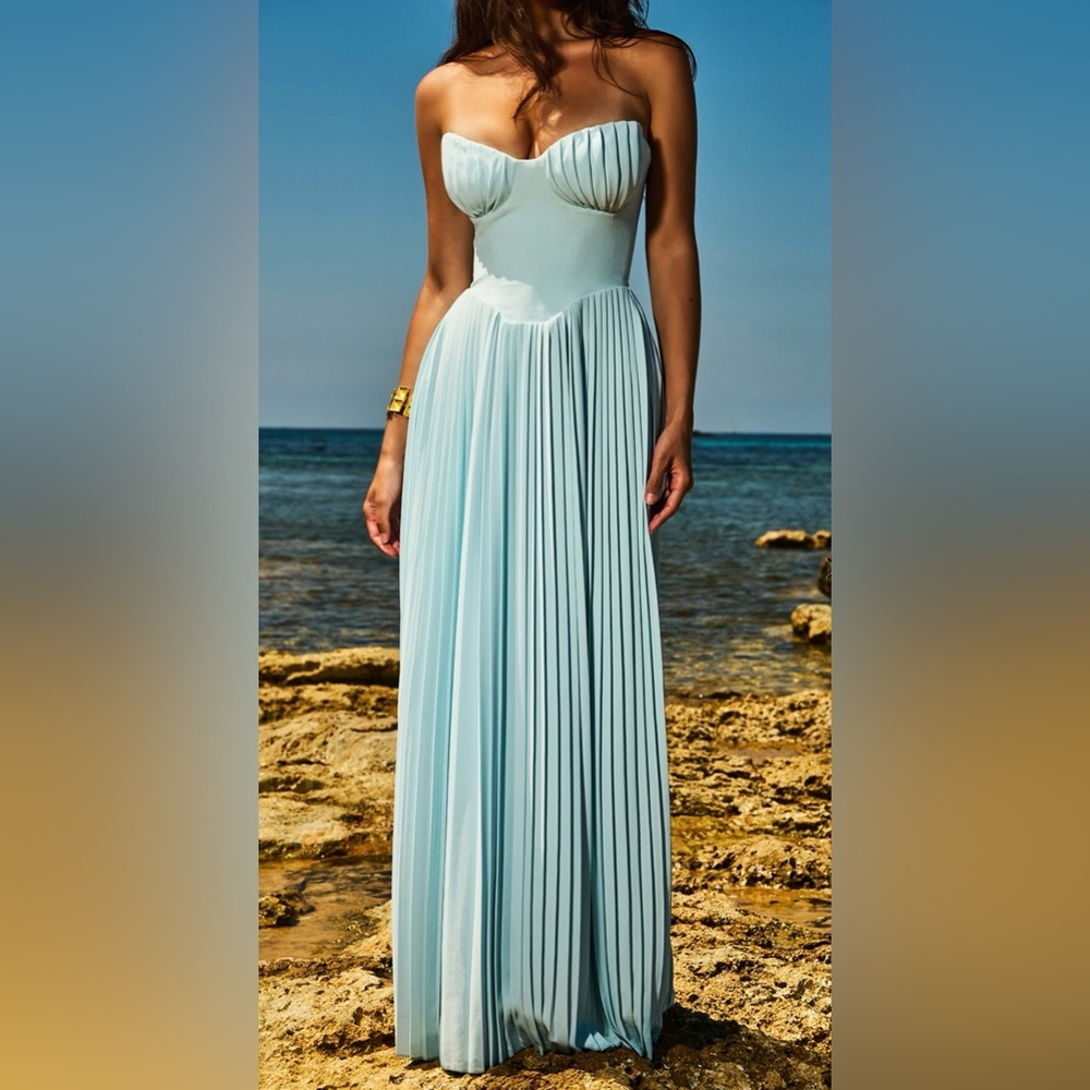 NWOT House Of CB MARCELLA ocean blue pleated maxi dress sz XS